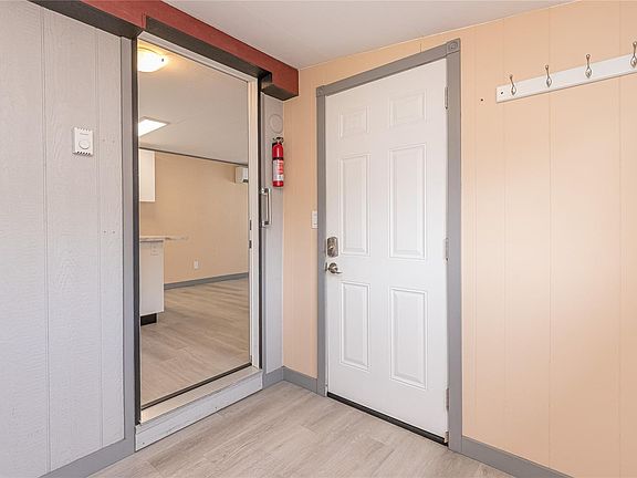 4th image of 3497 Gibbins Rd #20
