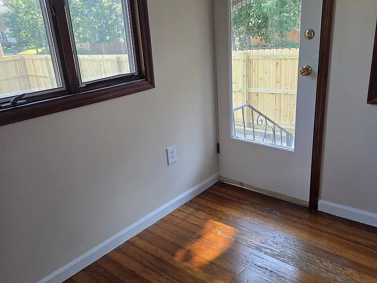 5601 Walsh St — Photo 17