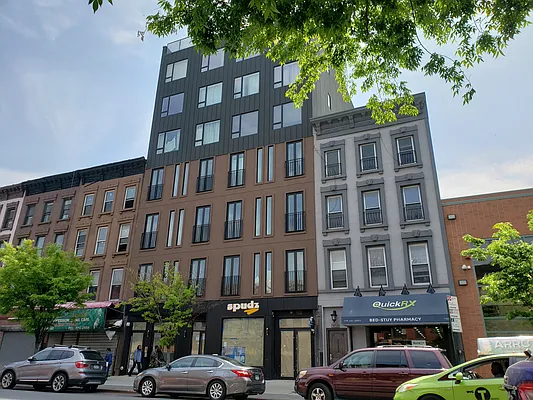 Rented by Signature Property Realty | media 17