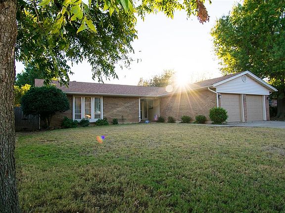 4th image of 11812 Ocasey St