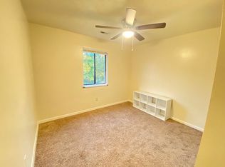 2048 Woodtrail Dr APT 69, Fairfield, OH 45014