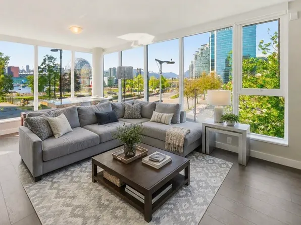 1618 Quebec St #312, Vancouver, BC V6A 0C5