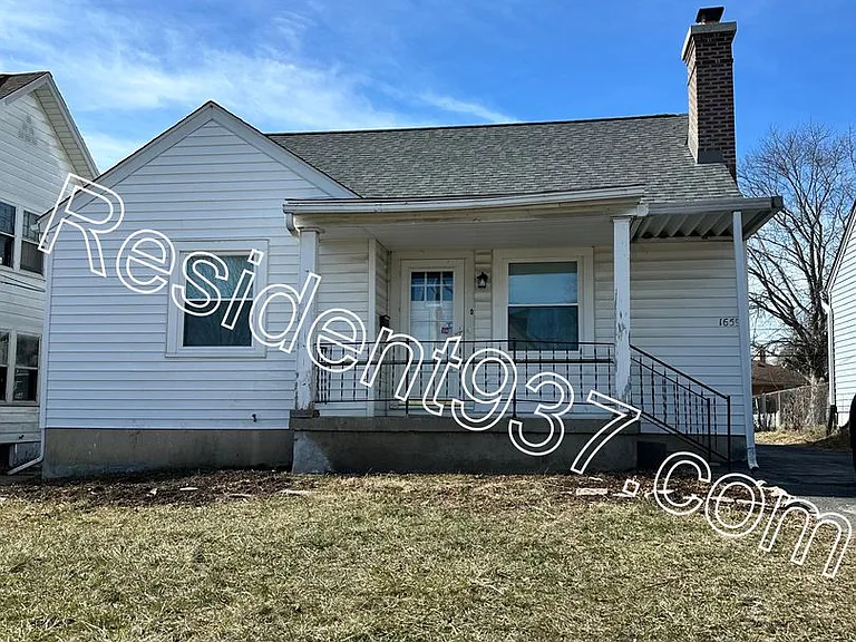 1659 Hearthstone Dr — Photo 1