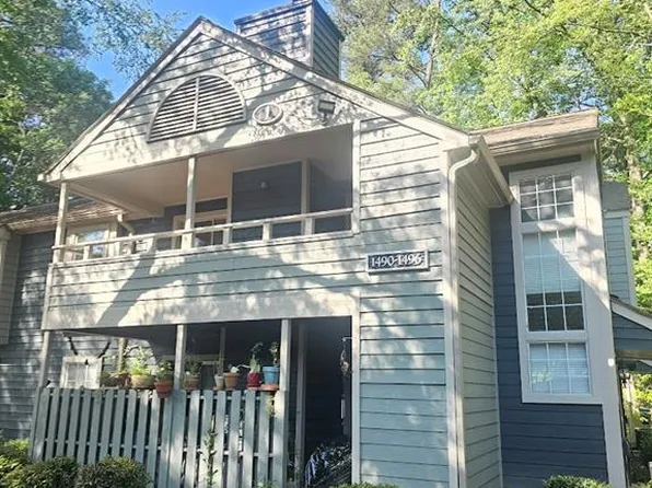 1490 N Crossing Cir NE, Atlanta, GA 30329