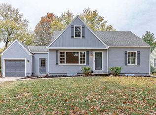 2516 W 78th St, Prairie Village, KS 66208