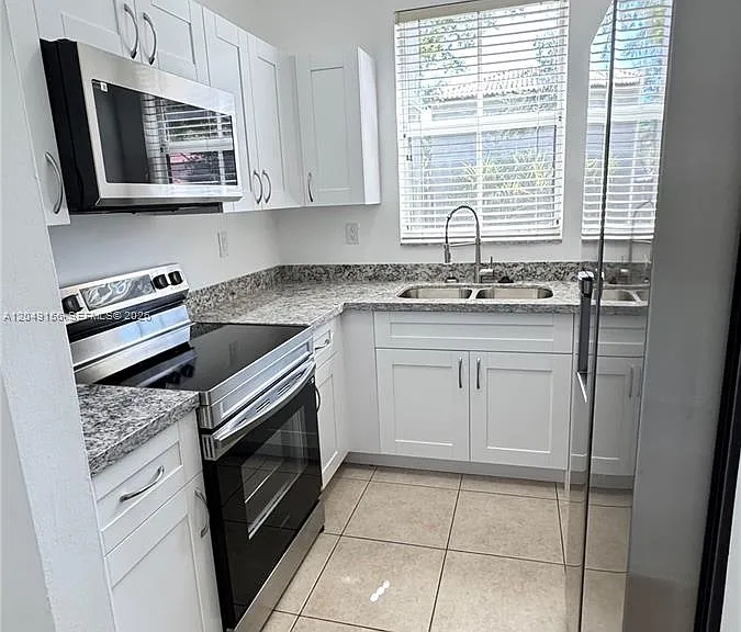 8337 NW 142nd St — Photo 22