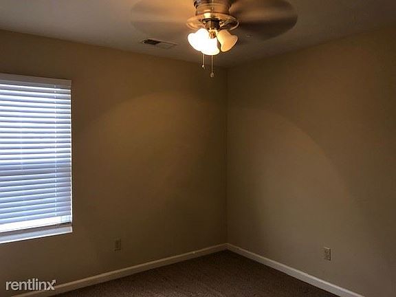 40 Brighton Village Loop.04