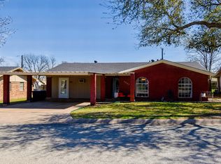 2005 S Pine St, Brady, TX 76825