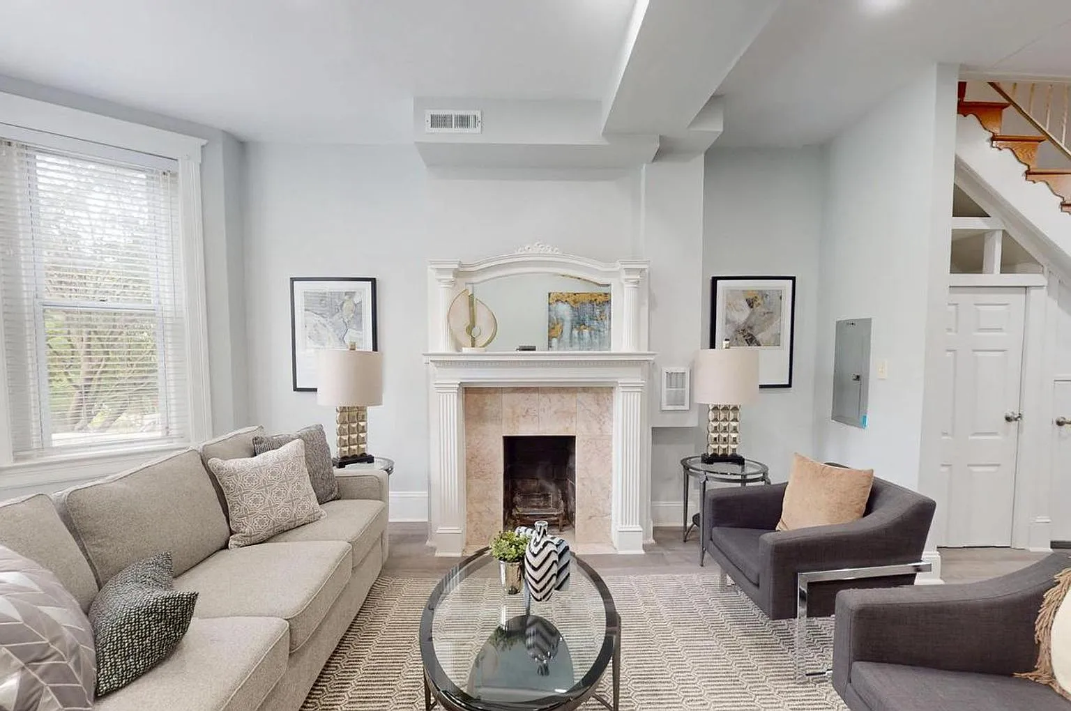 Extraordinary Columbia Heights Opportunity | Spacious 5BR + 2 Den Home with Off-Street Parking — Photo 3