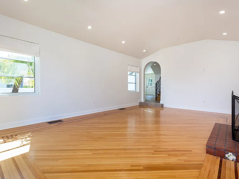5150 Hastings Rd — Photo 8