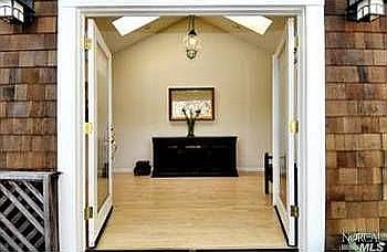2nd image of 25 Sequoia Dr