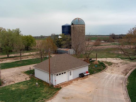 3rd image of 1362 Highway 56