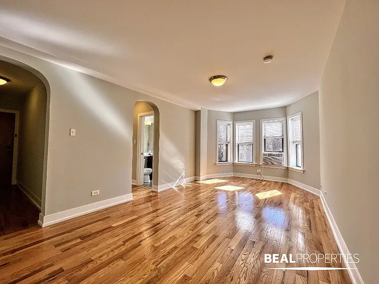 550 W Arlington — Photo 5