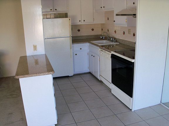 4th image of 3090 Los Prados St APT 21