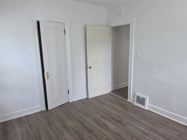 19801 Locherie Ave — Photo 16