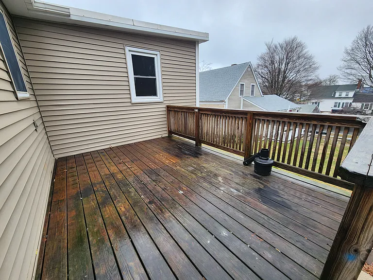 818 Bedford St #5 — Photo 10