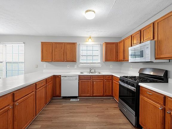 2nd image of 3737 Waldrop Rd
