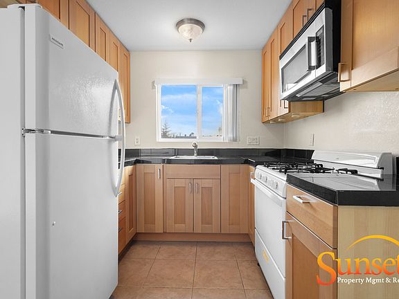 5th image of 4519 Campus Ave APT 7