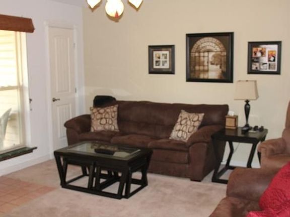 3rd image of 3936 Hartline Dr