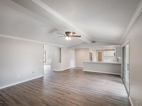 5th image of 1771 River Plantation Ln