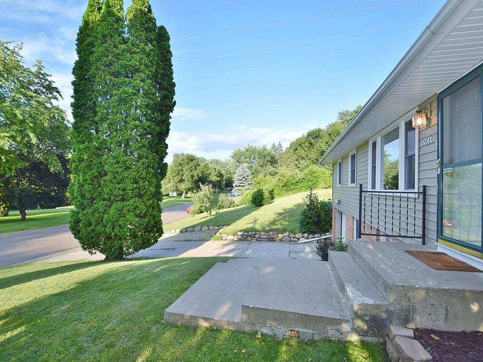 For Sale: 3505 Brookview Dr, Burnsville, MN 55337