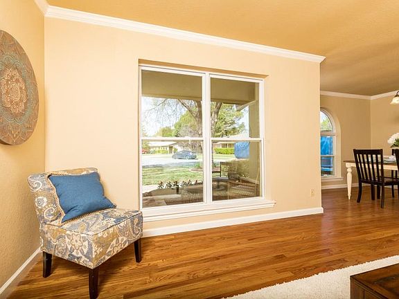 4th image of 7632 Circle Dr