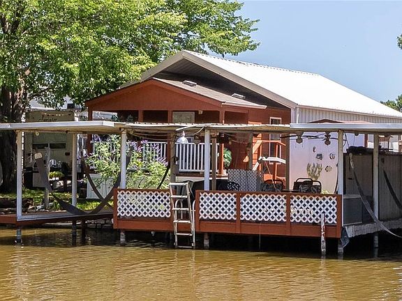 3rd image of 523 Brazos Harbor Dr