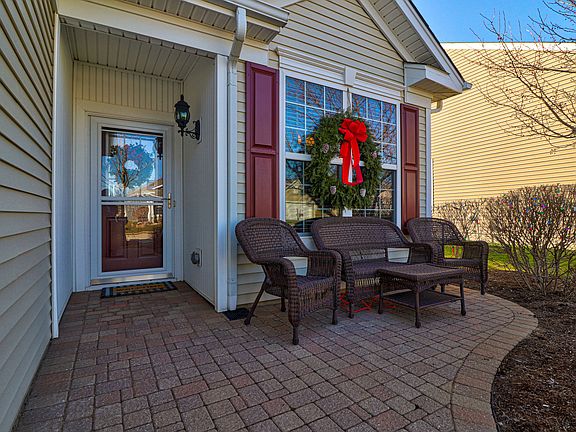 3rd image of 13295 Meadowlark Ln