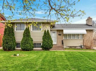 20 Saint Charles Dr, Thorold, ON L2V 2W4