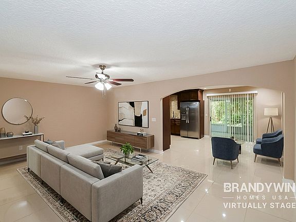 3rd image of 11856 Lake Bend Cir