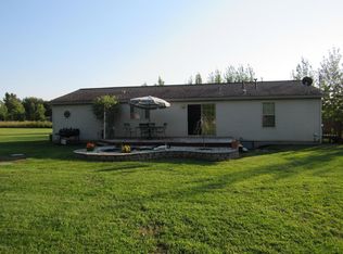 8820 Drew Dr, Six Lakes, MI 48886