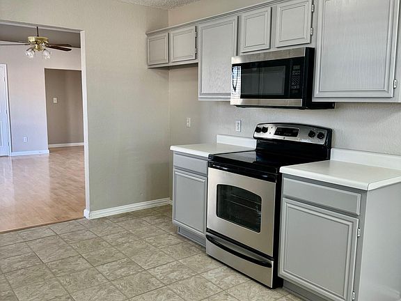 5th image of 6125 York River Dr