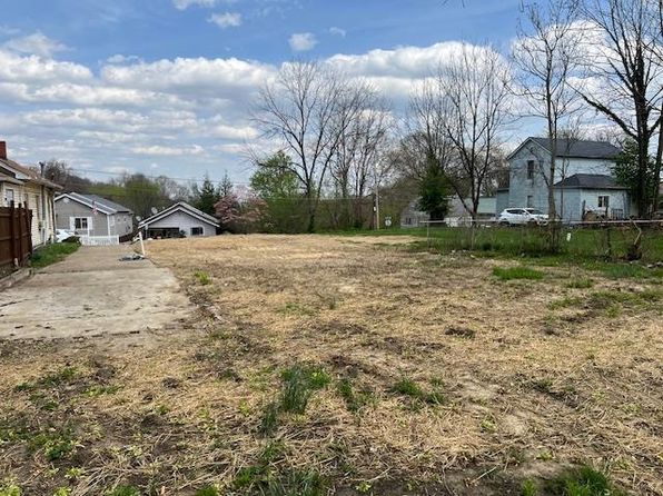 135 Rotary Rd, Huntington, WV 25705