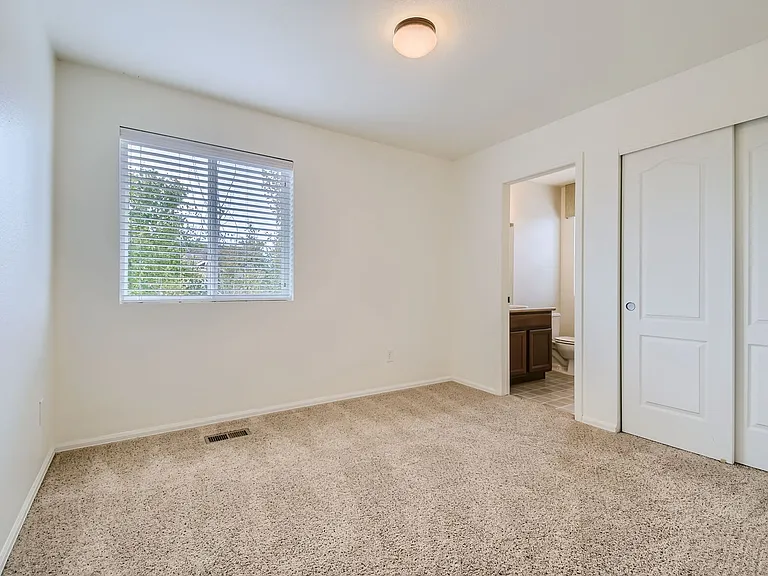 13000 Tamarac St — Photo 23