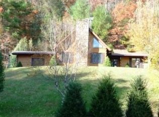 8075 Nc Highway 197, Green Mountain, NC 28740