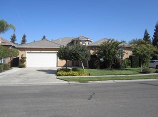 2661 Stuart Ave, Clovis, CA 93611