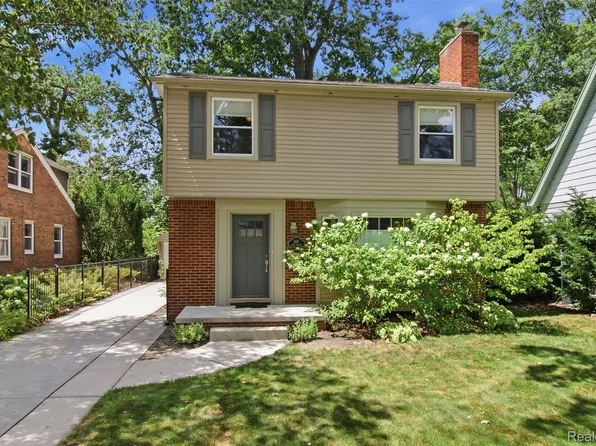 1117 N Pleasant St, Royal Oak, MI 48067