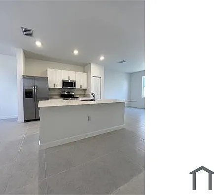 1125 E Palm Dr — Photo 7