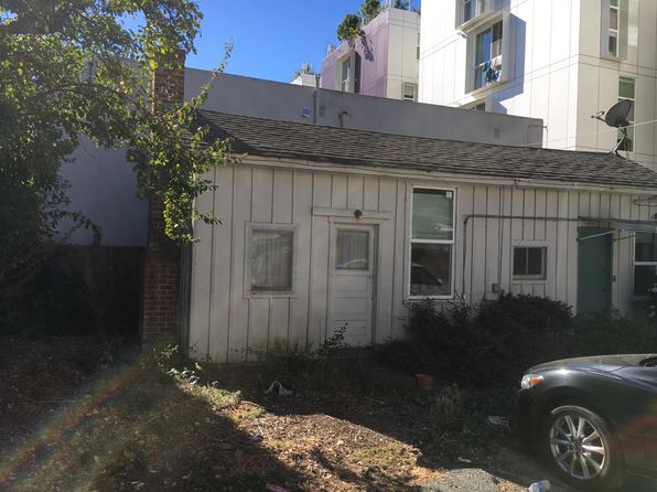 2214 Haste St APT 10