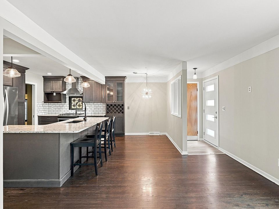 926 Woodlawn Ave, photo 7