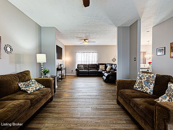 5th image of 9708 Evanwood Ct