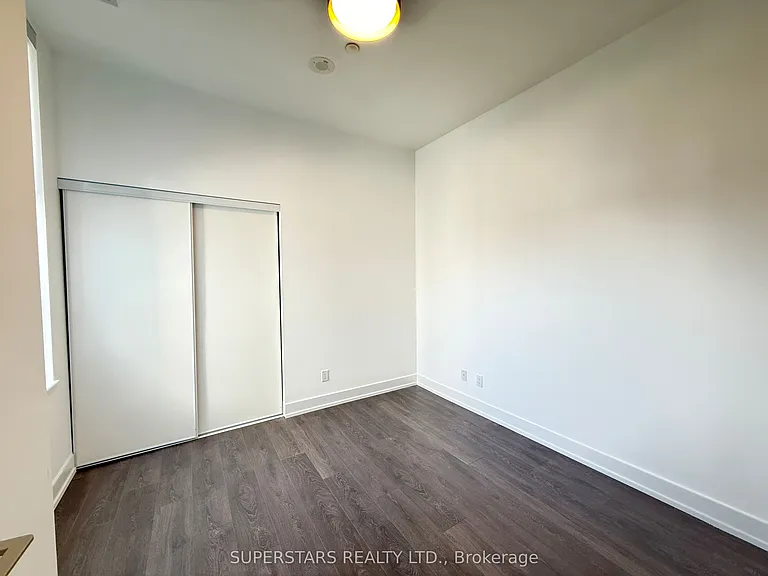 268 Buchanan Dr #906W — Photo 8