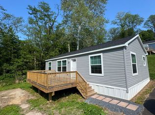 465-8 Royal Manor Rd, Easton, PA 18042