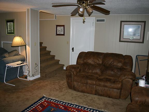 Basement Den re-carpeted and painted Sep 2011
