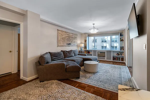 Rented by Compass | media 1