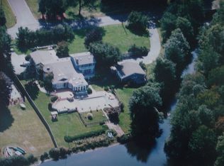 411 Prudden Ln, Orange, CT 06477