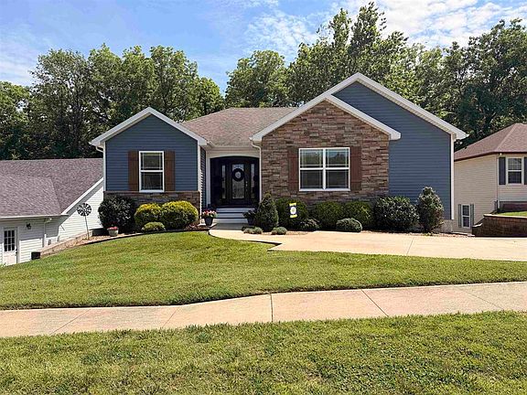 2nd image of 4130 Harbor Hills Trce