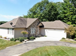 6533 Club House Dr E, Stanwood, MI 49346