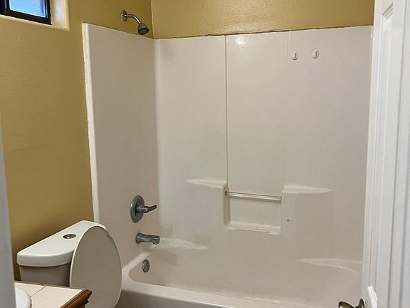 4th image of 3105 E Mile 11 N APT 1