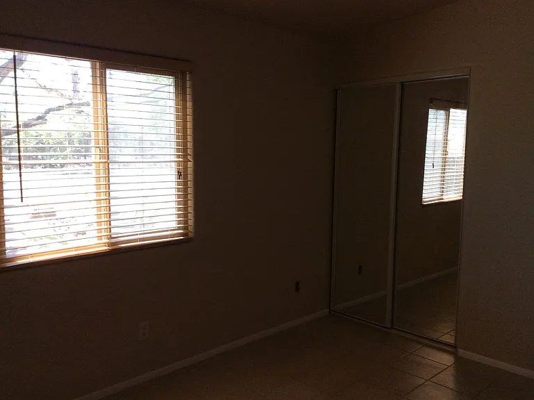 1818 N Santa Rita Ave — Photo 9